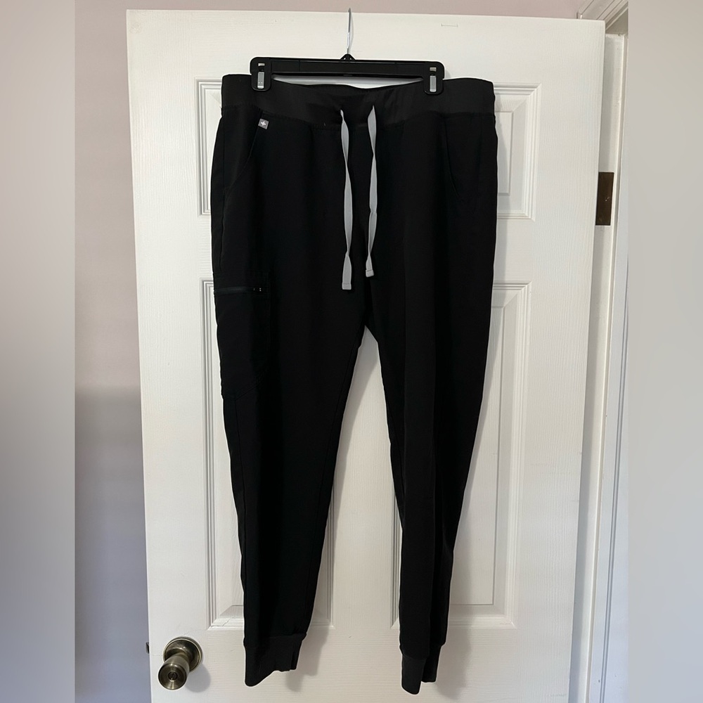 Figs Black Zamora Jogger